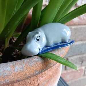 Vintage Cute Hippo Ceramic High Gloss Shine
